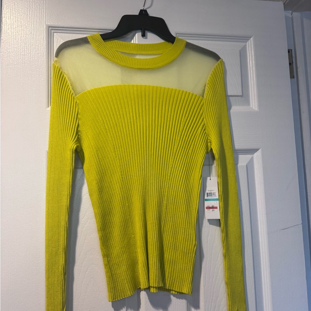 DKNYC V-Neck Sweater in Yellow and Gray